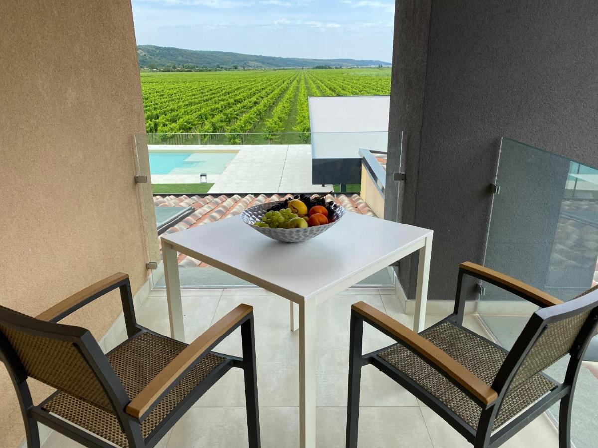 Bed & Breakfast Casa Mulino - Where The Vineyards Meet The Sea